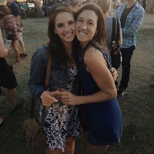 Meet your Posher, Caitlin